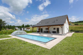 Holiday House Adam, Prosečné